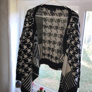 Black and white pull over cardigan